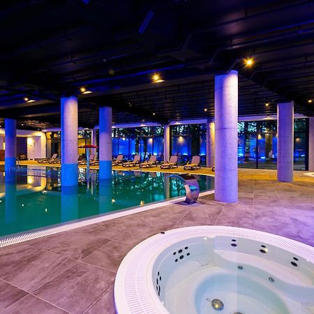 Resort Krol Plaza Spa & Wellness 야로수아비크 외부 사진