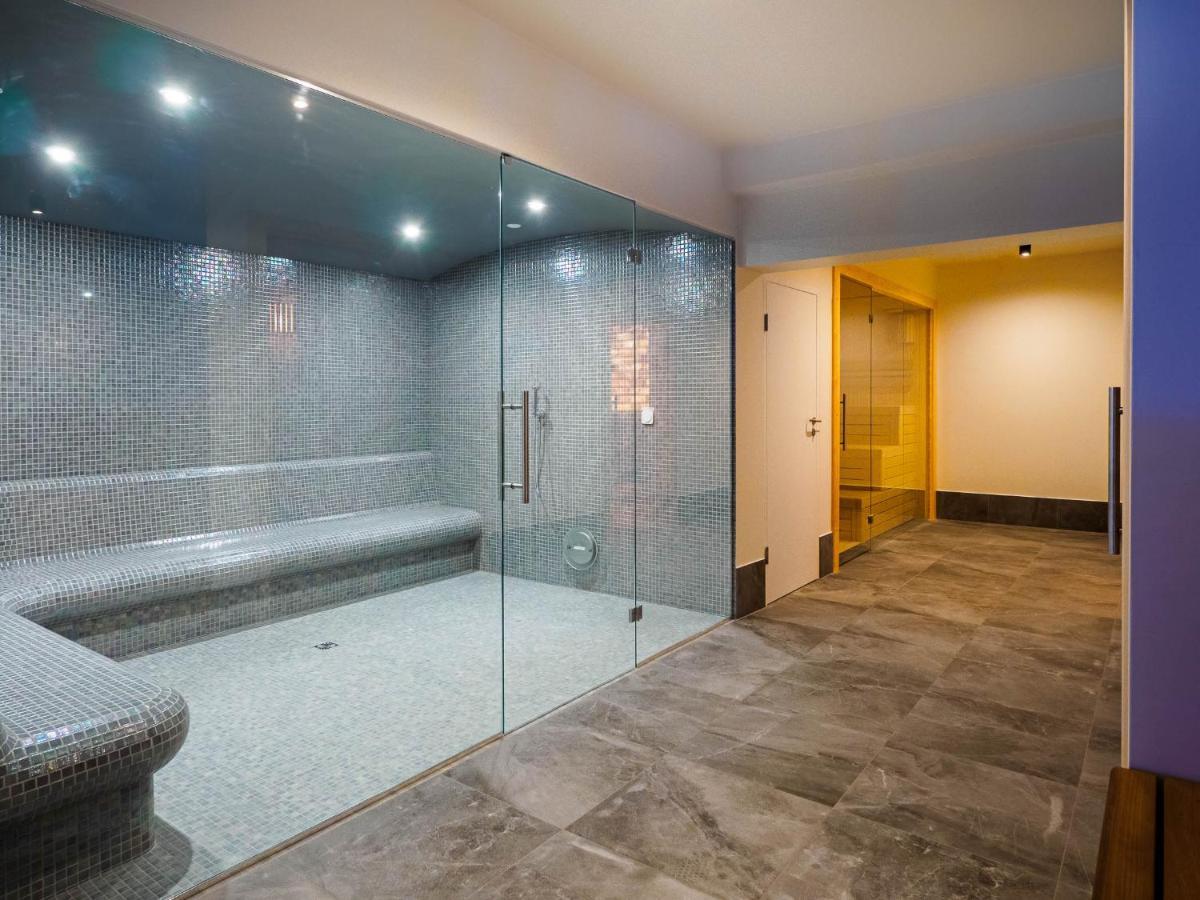 Resort Krol Plaza Spa & Wellness 야로수아비크 외부 사진