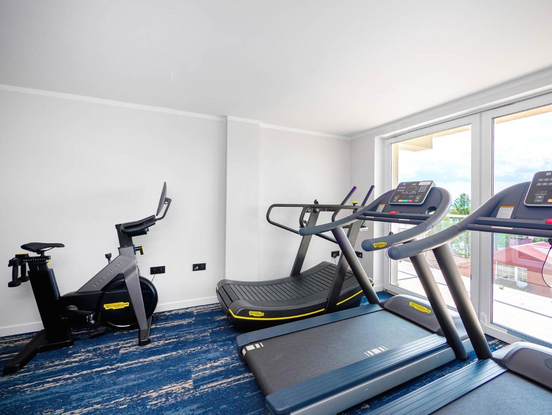 Resort Krol Plaza Spa & Wellness 야로수아비크 외부 사진